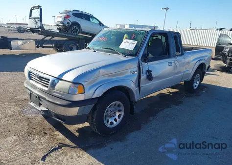 2003 Mazda B4000 Ds z USA, uszkodzony, nr VIN 4F4YR46E43TM18896